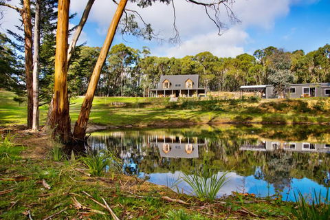 Cedar And Stone - Maitland Accommodation 1