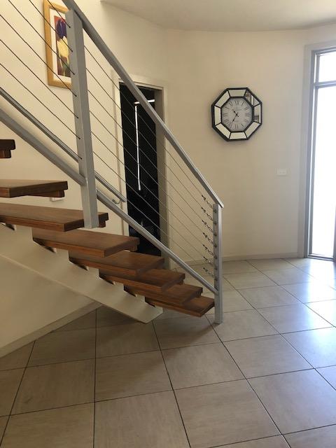 Central Executive 4br Townhouse - Maitland Accommodation 2