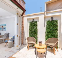 Charming Surry Hills House on Bourke - Maitland Accommodation