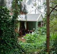 Clarendon Chalets - Maitland Accommodation