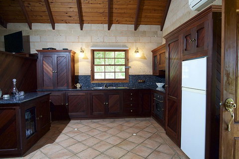 Clarendon Forest Retreat - Maitland Accommodation 1