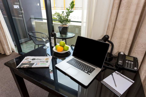 Clarendon Hotel - Maitland Accommodation 2