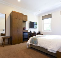 Clarendon Hotel Melbourne - Maitland Accommodation