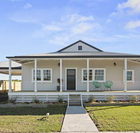 Cloverdale Cottage - Maitland Accommodation