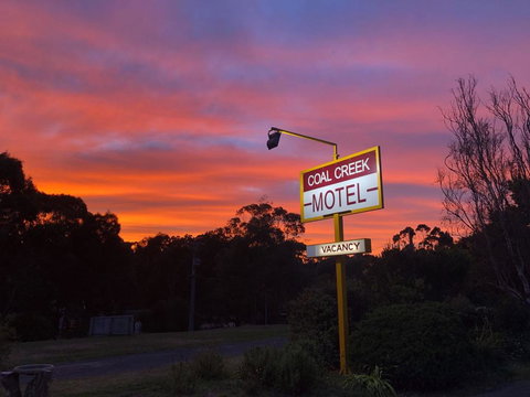 Coal Creek Motel - Maitland Accommodation 2