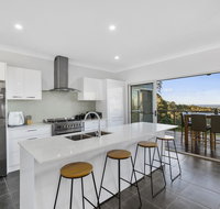 Coastal View Mountain Side Country Escspe - Maitland Accommodation