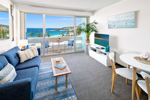 Comfortable Coastal Living Plus Parking - Maitland Accommodation 0