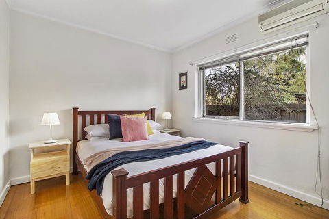 Comfy One-bedroom Unit Between City And Airport - Maitland Accommodation 2