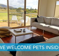 Contemporary Golf Course Frontage 3BR - Maitland Accommodation