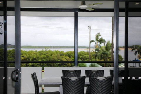Cooktown Harbour View Luxury Apartments - Maitland Accommodation 2