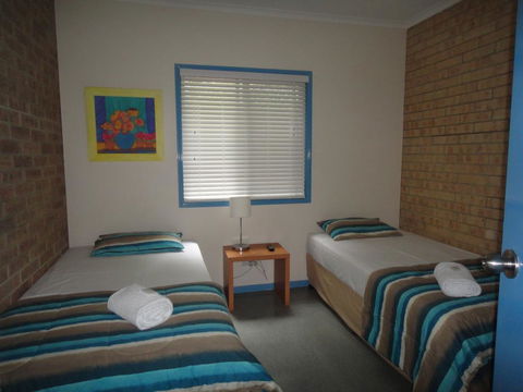Coolum Budget Accommodation - Maitland Accommodation 3
