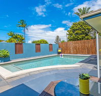 Coolum Waves Pet Friendly Holiday House - Maitland Accommodation