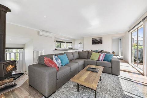 Coral Reef - Maitland Accommodation 3