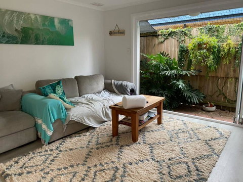 Cosy Backyard Apartment Close To Miami Beach - Maitland Accommodation 0