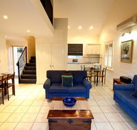 Country Apartments - Maitland Accommodation