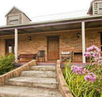 Culburra Cottage - charming country style cottage - Maitland Accommodation