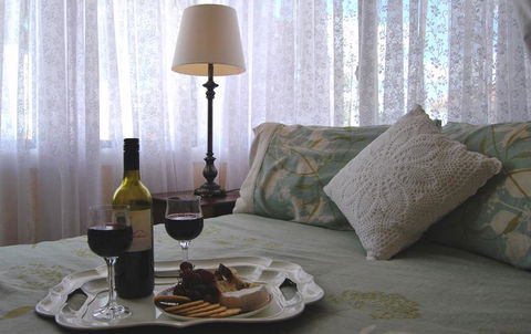 Cutmore Cottages - Meurants Manor - Maitland Accommodation 3