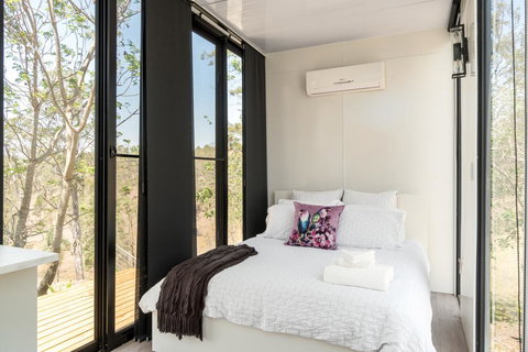 Dam It Getaway Tiny House - Maitland Accommodation 2