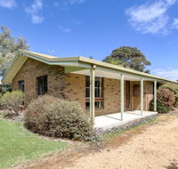 Deppelers - Maitland Accommodation