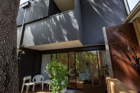 Designer Taste 2BR Townhouse@Hawthorn - Maitland Accommodation 1
