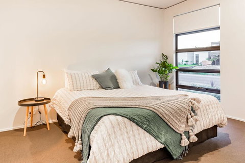 Diamante - Maitland Accommodation 3