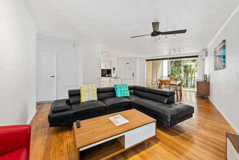 Diamond Beach Resort Broadbeach 115 - Maitland Accommodation 1