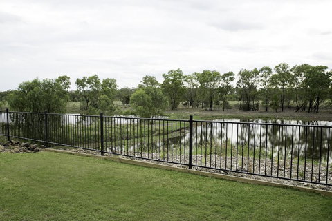 Direct Hotels - Villas On Rivergum - Maitland Accommodation 2