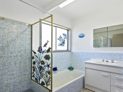 Dolphin Breeze - Fully Fenced And Pet Friendly - Maitland Accommodation 1
