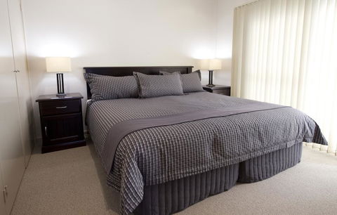 Dolphin Shores - Maitland Accommodation 2