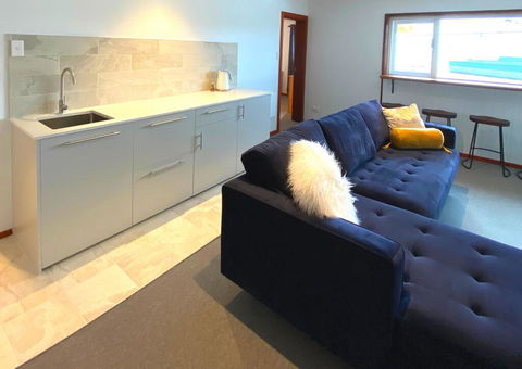 Eiger Chalet - Maitland Accommodation 2