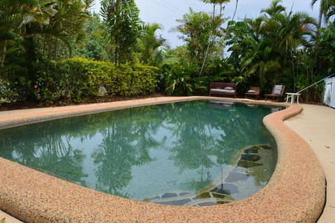 Endless Summer - Maitland Accommodation 0