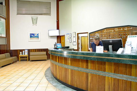 Eurong Beach Resort - Maitland Accommodation 2