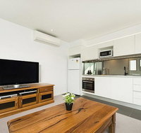 Executive Luxury Apartment - Maitland Accommodation