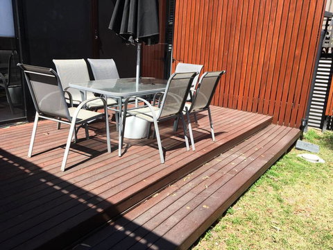 Executive Mansion, Spring Racing, Melbourne Cup - Maitland Accommodation 3