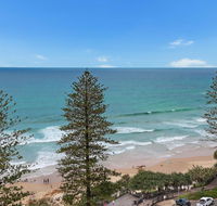 FABULOUS BEACHFRONT POSITION - Maitland Accommodation