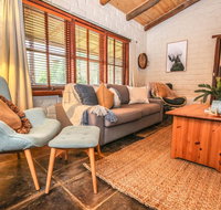 Feathertop Retreat - Maitland Accommodation