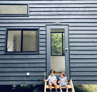 Francisco d'Anconia Tiny House - Maitland Accommodation