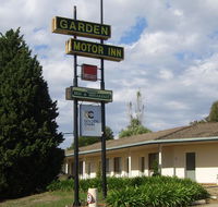 Golden Chain Garden Motor Inn Gundagai - Maitland Accommodation