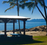 Golden Sands Beach House - Maitland Accommodation