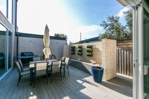 Grandview Luxury 11 - Maitland Accommodation 3