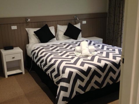 Grevillea Gardens Apartment 3 - Maitland Accommodation 2