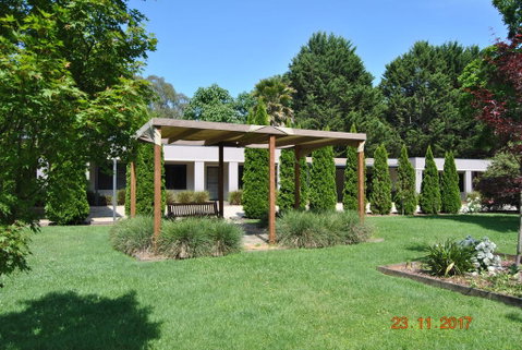 Grevillea Gardens Apartment 3 - Maitland Accommodation 0