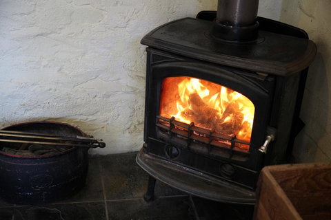 Griffiths Cottage - Maitland Accommodation 3