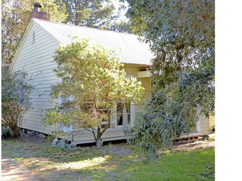 Happy Cozy House For Holidays, Beach, BBQ, Pet Friendly 35kms From CBD In Country Life Style !!! - Maitland Accommodation 1