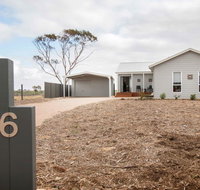 Happy Hours - Maitland Accommodation