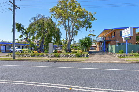 Haven Waters Motel & Apartments - Maitland Accommodation 1