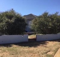 Hendersons Houses - Maitland Accommodation