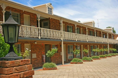 Hermitage Motor Inn - Maitland Accommodation 2