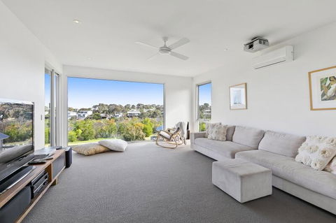 Highlander Haven 15 - Maitland Accommodation 3
