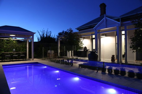 Hollidge House 5 Star Luxury Apartments - Maitland Accommodation 0